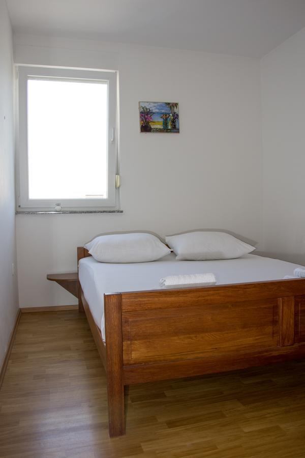 Apartments Sv. Jelena 2 Pag Town Zewnętrze zdjęcie