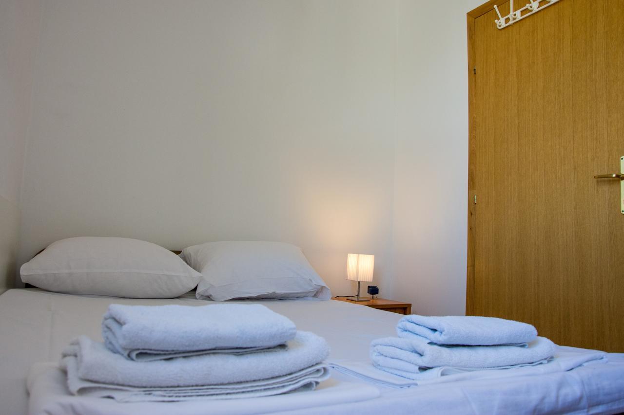 Apartments Sv. Jelena 2 Pag Town Zewnętrze zdjęcie